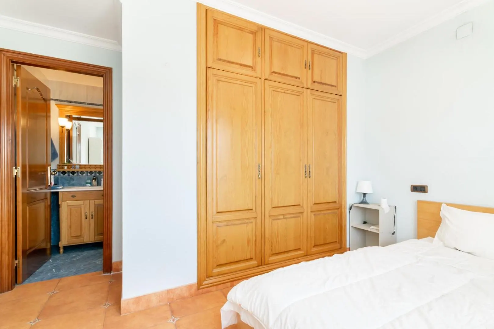 Villa Large 5-Bed Villa, Mountain And Beach, At 30' From Barcelona Vallromanes