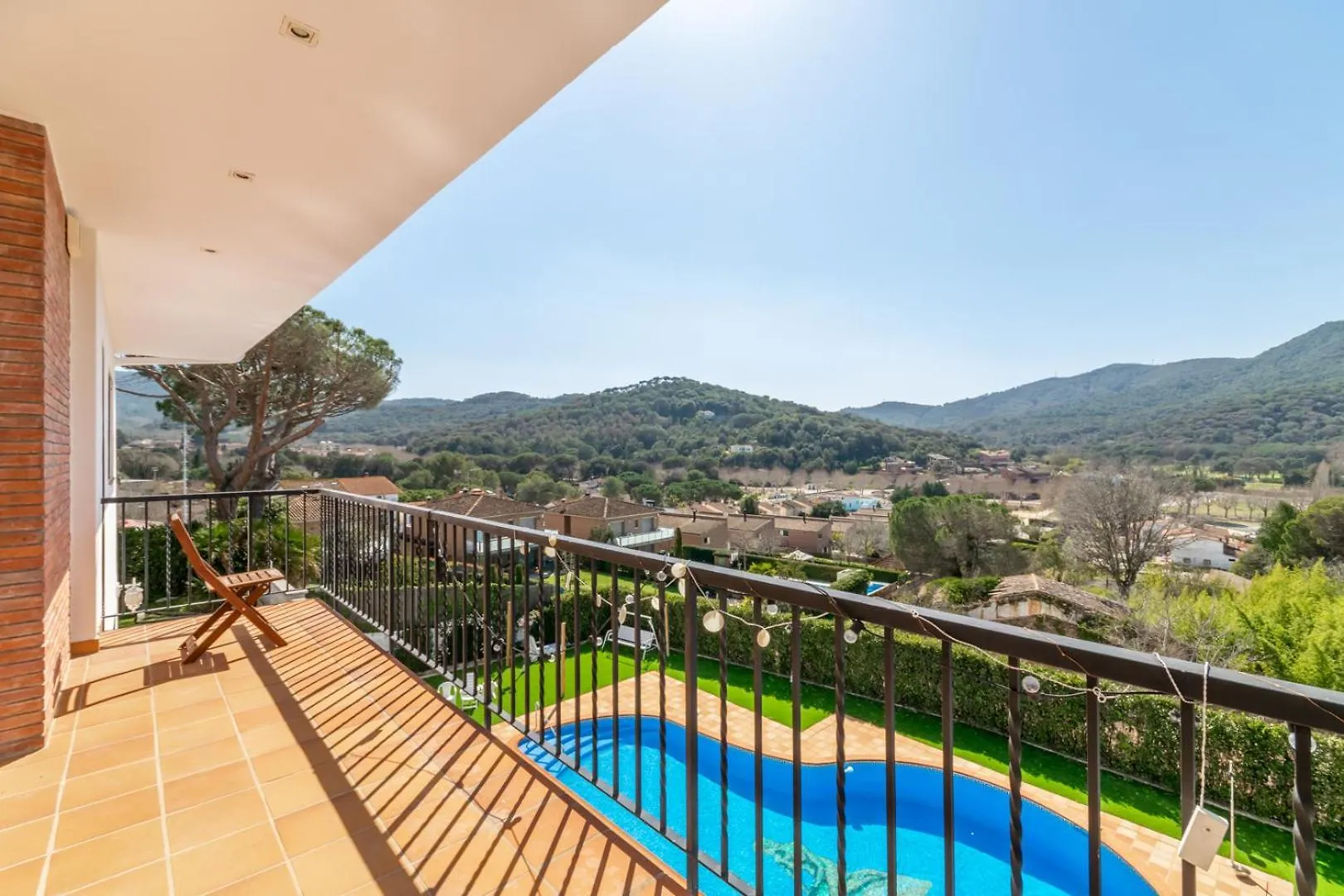 Large 5-Bed Villa, Mountain And Beach, At 30' From Barcelona Vallromanes 0*,