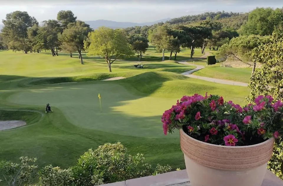 Large 5-Bed Villa, Mountain And Beach, At 30' From Barcelona Vallromanes Villa